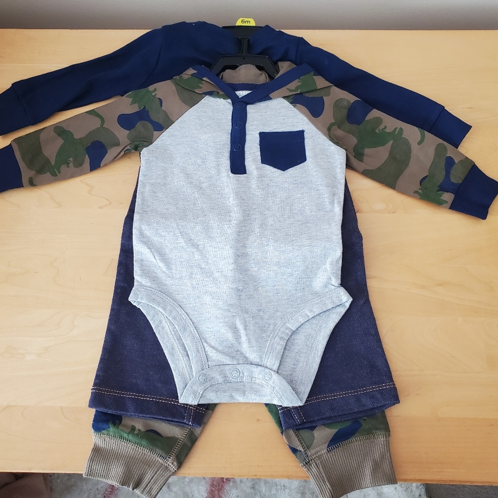 NWT Carter's 6M camouflage-pattern and dinosaur l/s onesies w/ camo & denim $17